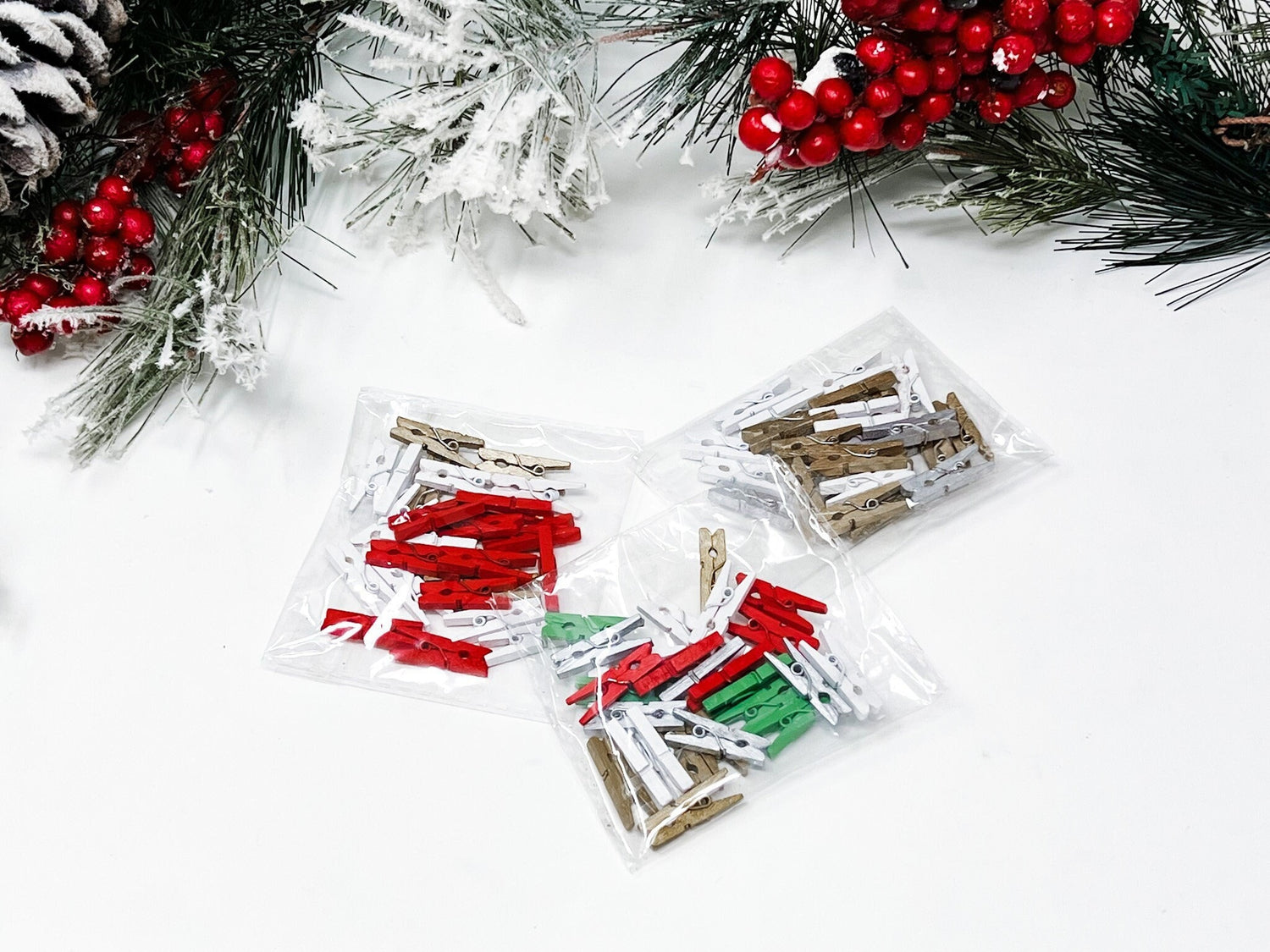 Mini Clothespins - Christmas Clothespins