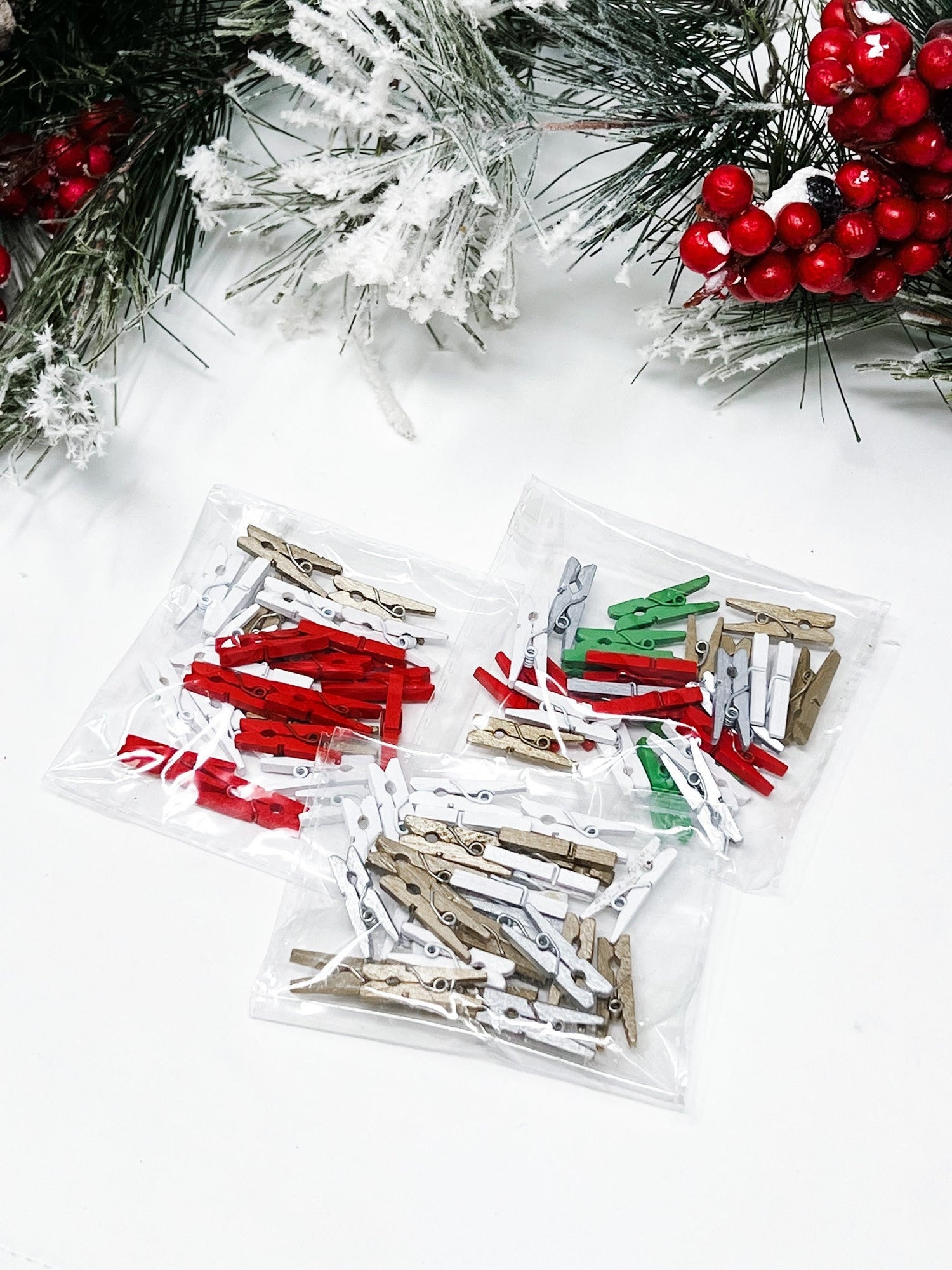 Mini Clothespins - Christmas Clothespins