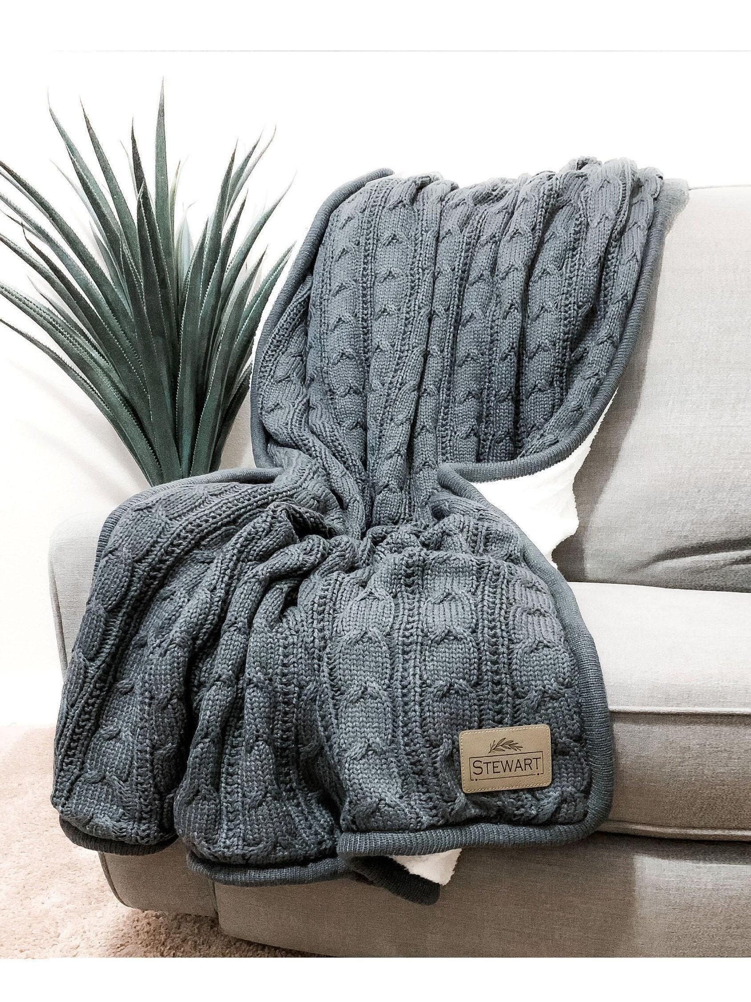 Personalized Throw Blanket Custom Cable Knit Design Sherpa Lined Comfort Large Size Bedroom Throw Perfect Mom Birthday Gift Cozy Winter Essential Premium Quality Construction Leather Name Patch Machine Washable Couch Accent Beautiful Home