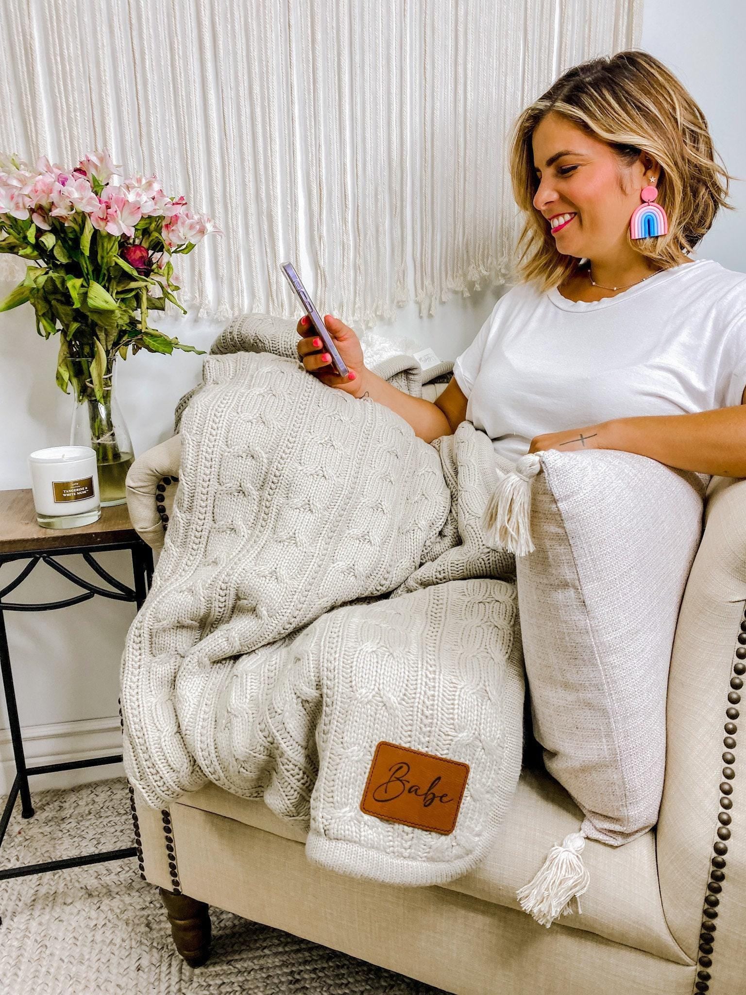 Custom Monogram Blanket Personalized Throw Design Sherpa Style Comfort Premium Cable Knit Construction Mom Birthday Gift Perfect Present Collection Leather Patch Accent Modern Home Essential Beautiful Custom Creation Cozy Living Room