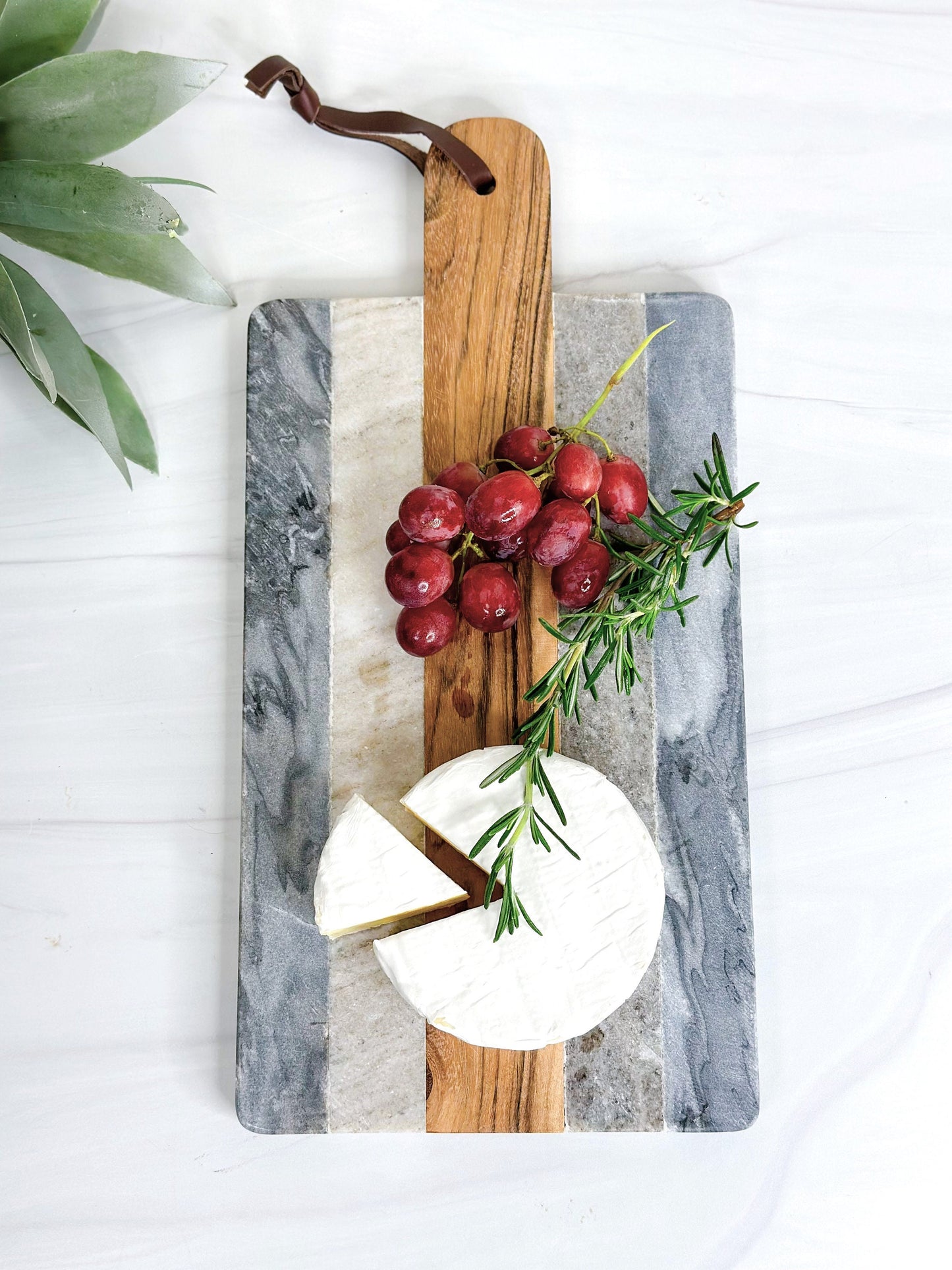 kitchen gift, cheese board, personalized gift, housewarming gift, charcuterie board, wedding
favors, hostess gift, laser engraved, coasters set, custom coasters, serving tray, personalized coaster