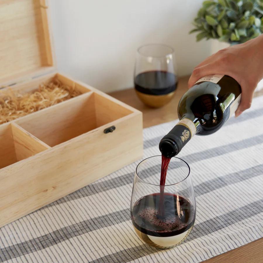 Custom Wine Storage Box Personalized Wedding Present Luxury Gift Collection Natural Wood Construction Gold Glass Set Anniversary Package Beautiful Display Case Special Occasion Container Wedding Celebration Gift Premium Quality Design