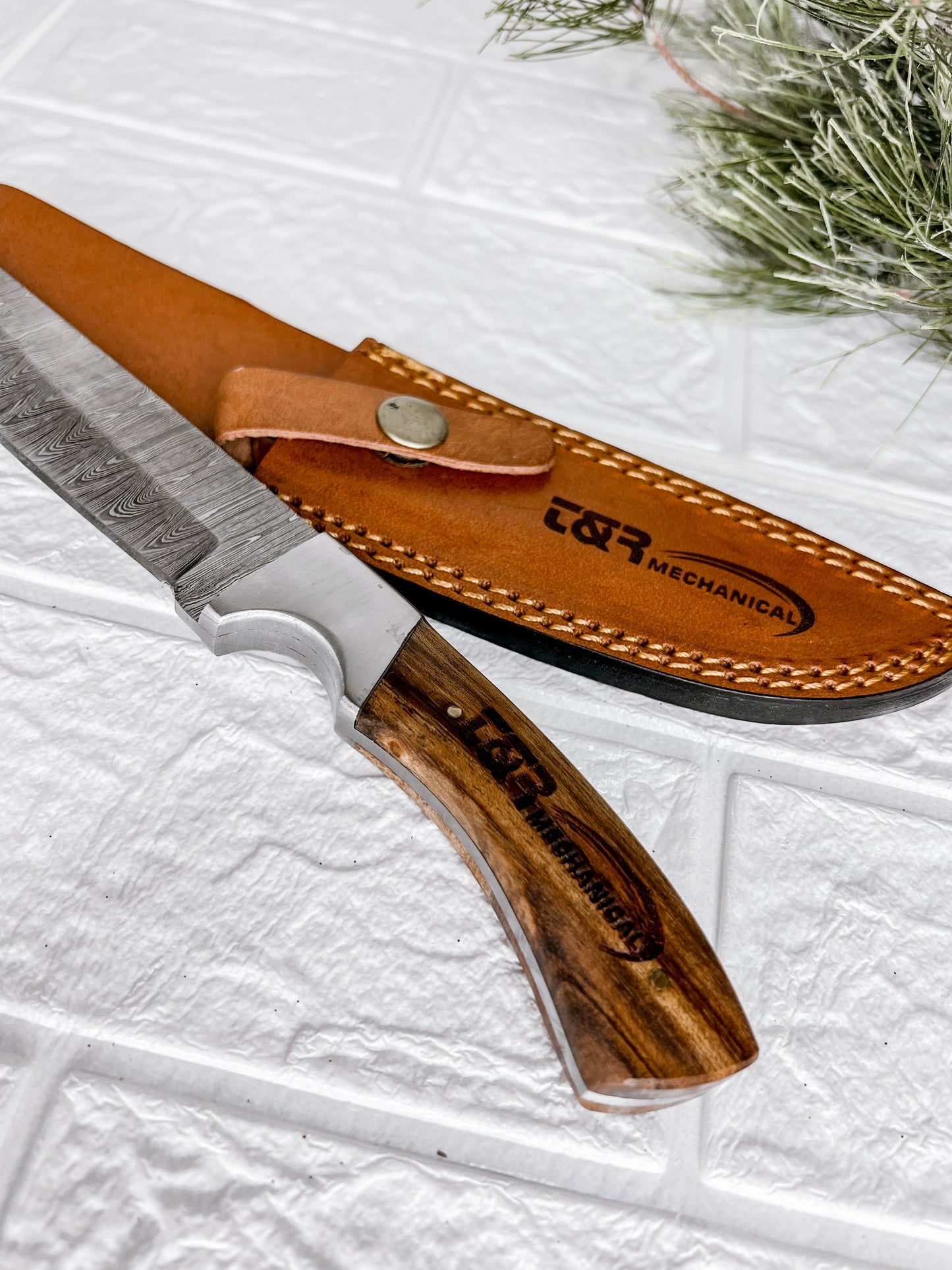 Bison River 9 1/2" Fixed Blade Wood Knife with Damascus Steel Blade and Leather Sheath