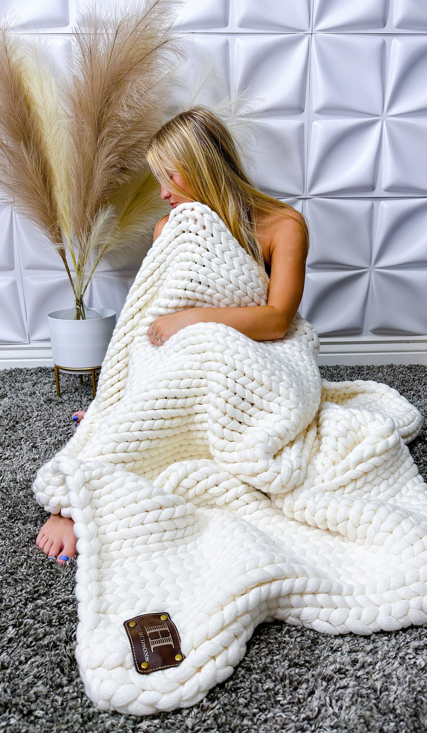 personalized gift, custom blanket, throw blanket,
personalized blanket, fleece blanket, christmas gift ideas, knit blanket, housewarming gift,
bereavement gift, monogram blanket, blanket with nam