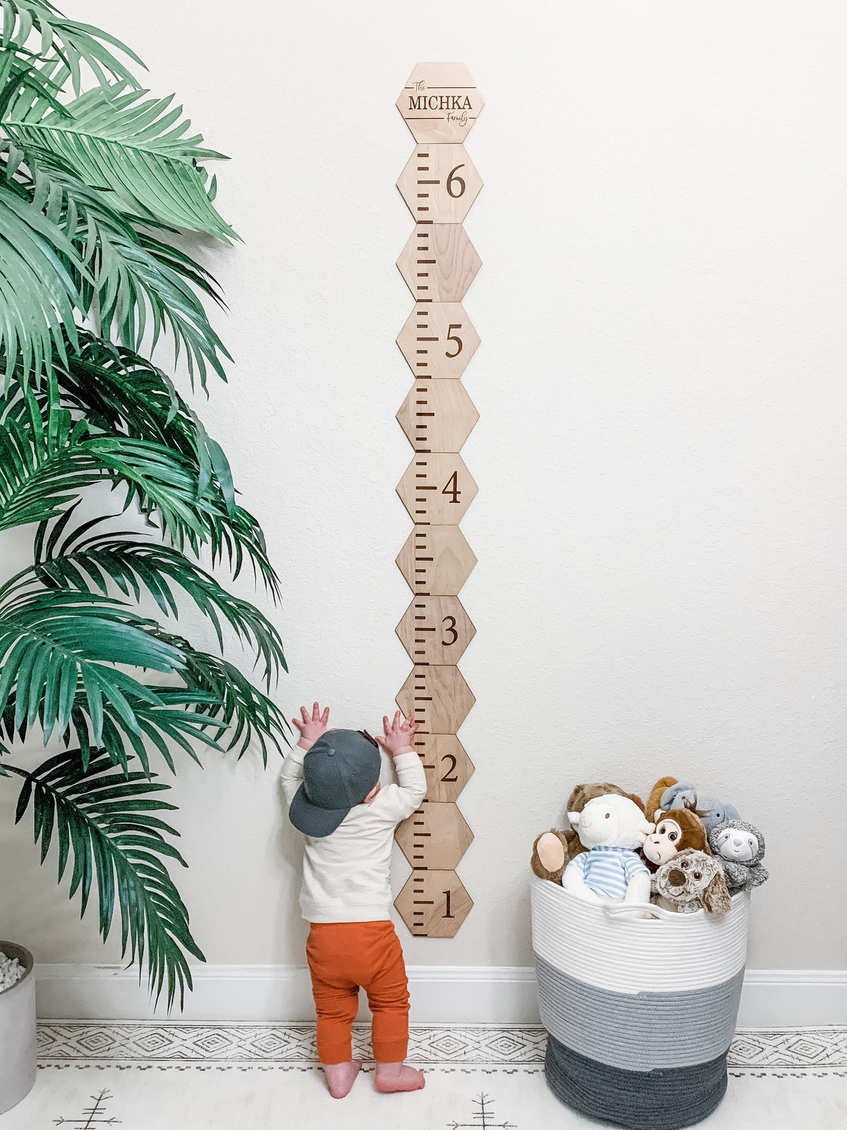 gift idea, gifts for kids, growth chart, growth chart decal, growth chart for kids, height chart, home decor, kid, kids, kids room, kids room decor, mothers day gift, neutral baby shower, new baby gift, newborn gift, nursery décor, nursery wall decor