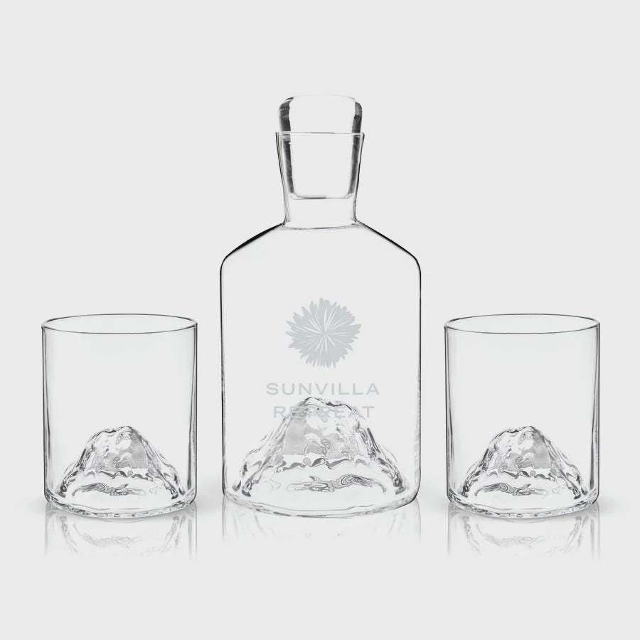 Handmade Crystal Set Premium Whiskey Decanter Mountain Design Collection Custom Engraving Details Perfect Wedding Gift Bar Accessories Essential Luxury Display Piece Crystal Tumblers Unique Barware Collection Premium Quality Handcrafted