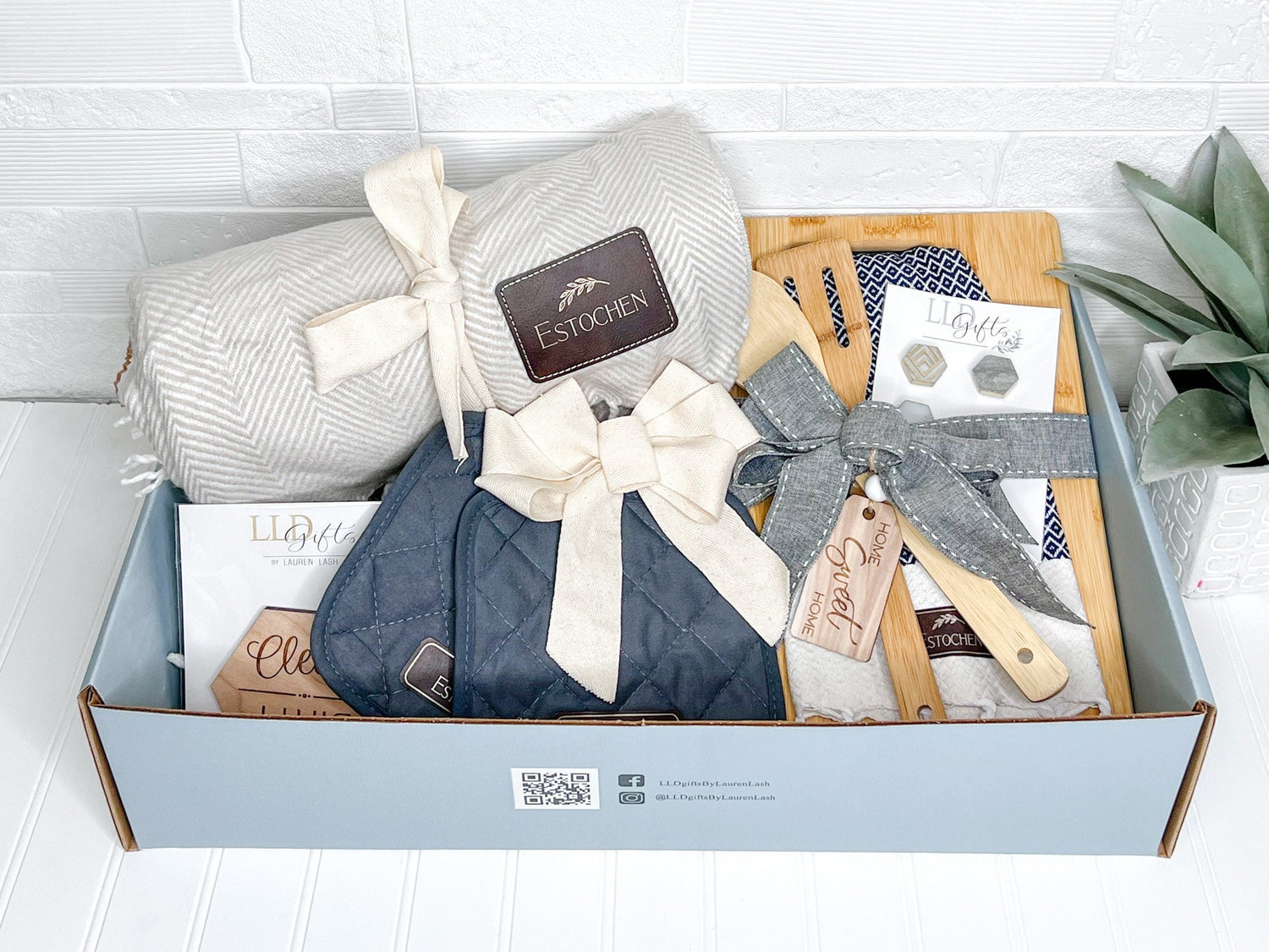 Personalized Blanket and Charcuterie Board Gift Set    "That's a Wrap"