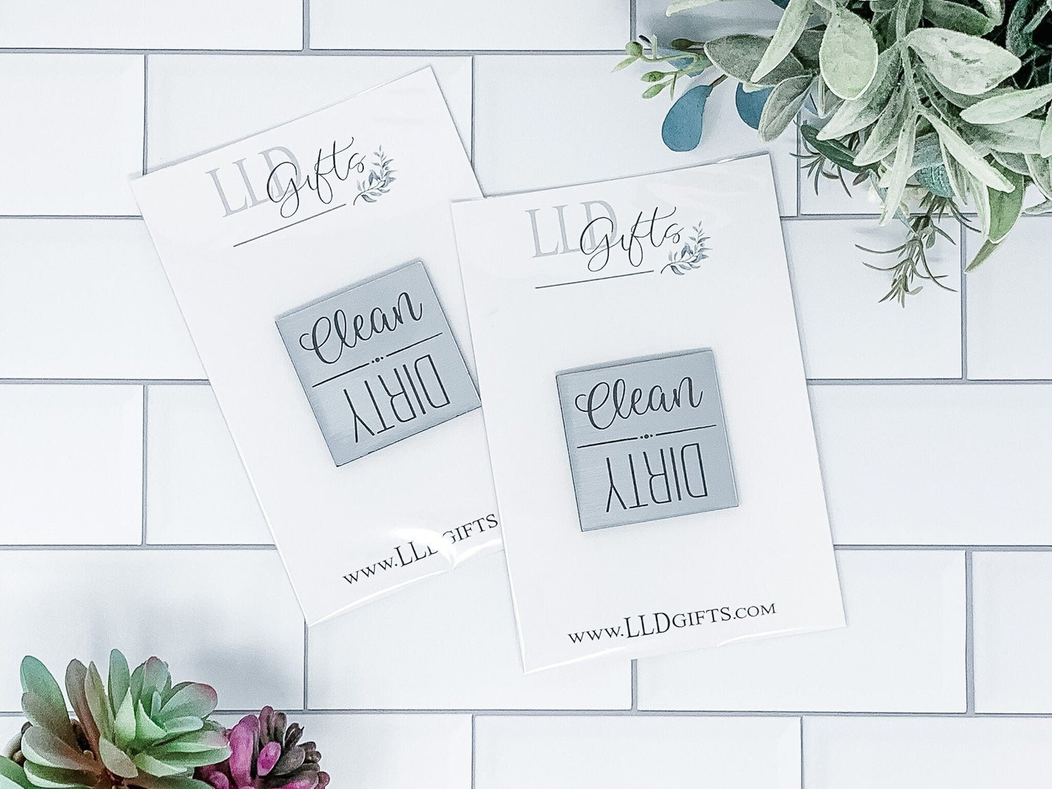 Engraved Dishwasher Magnet for Clean and Dirty Dishes  Square Shape