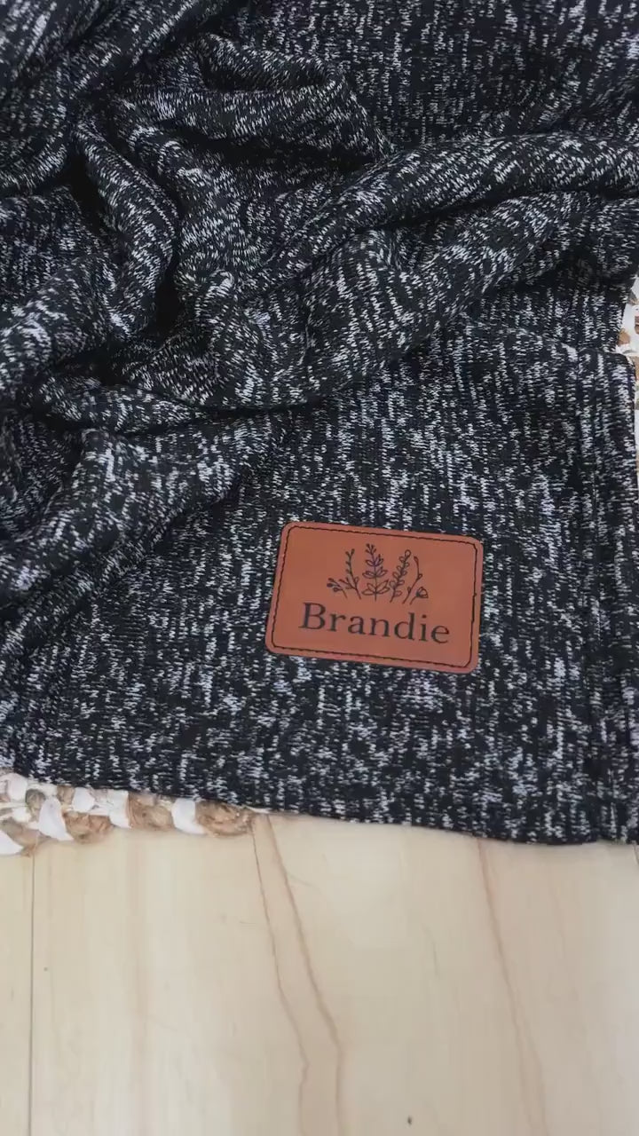 Personalized Heathered Sweater Fleece Blanket – Custom Cozy Throw Blanket with Leather Patch | Sweatshirt-Soft Personalized Giftized Gift